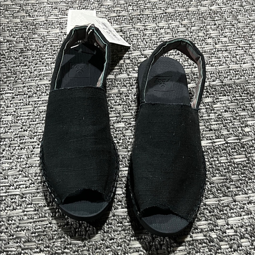 Reef | Escape Sling Black Sandals